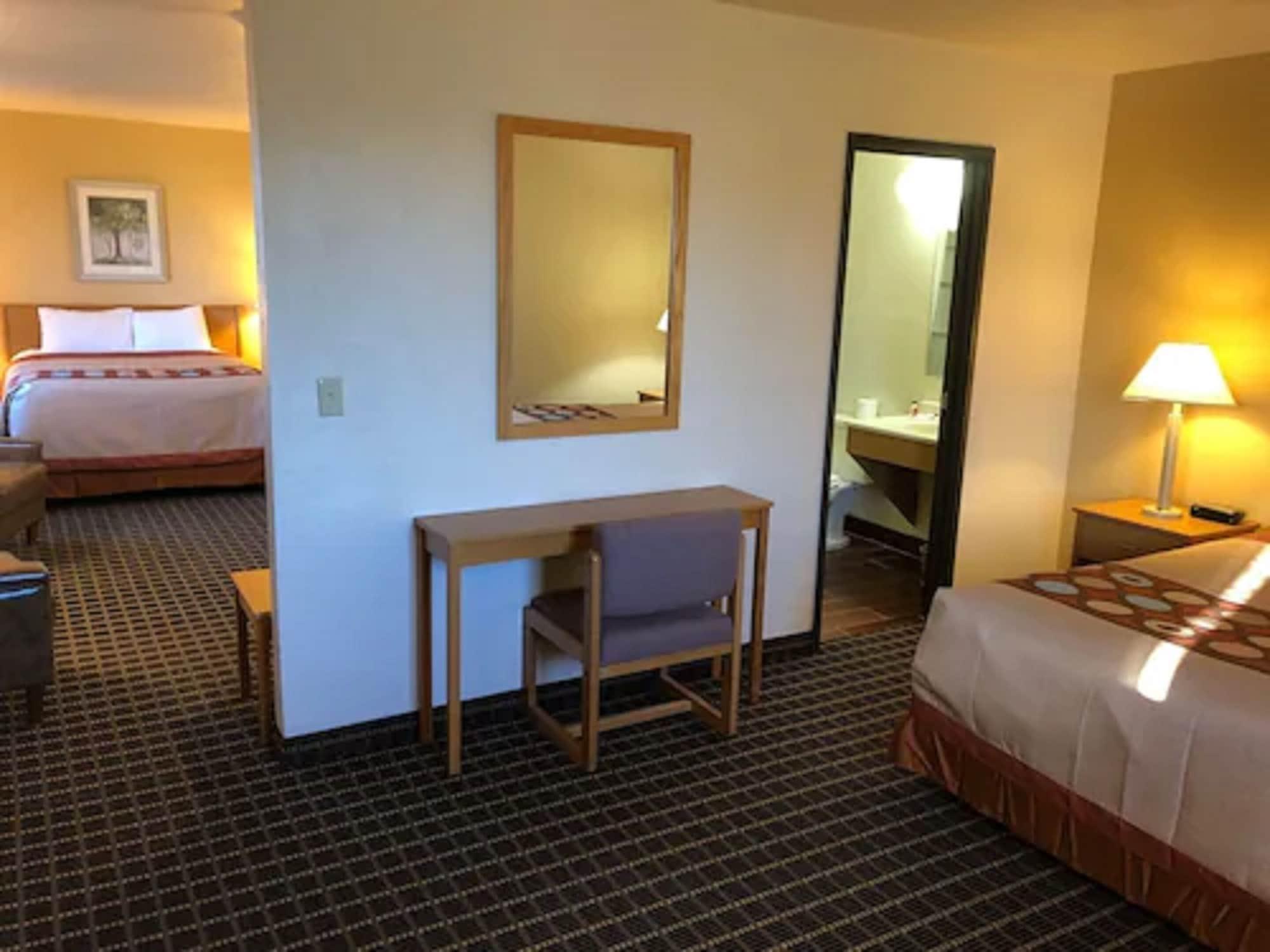 Super 8 By Wyndham Klamath Falls Extérieur photo